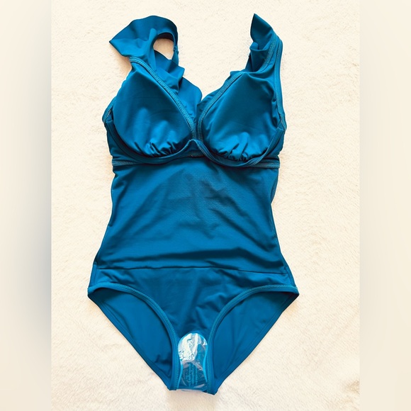 DKNY Women’s Swim Wear, Small, One Piece. NWT - Picture 4 of 8